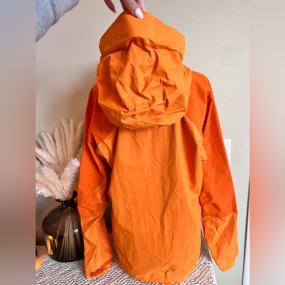 Patagonia jacket - Picture 8 of 9